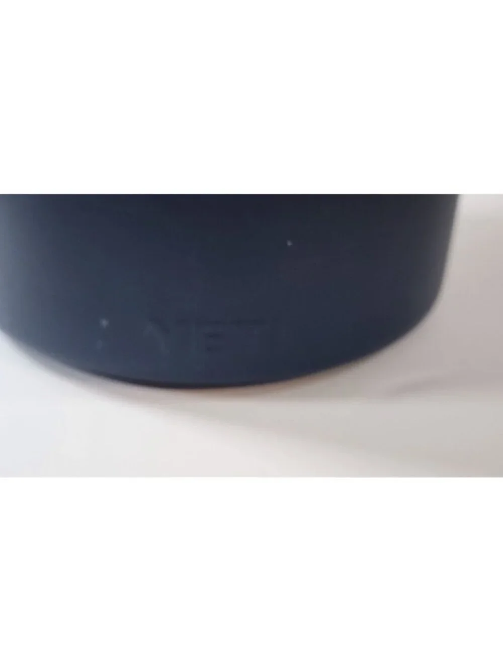 YETI BOOMER 8 DOG WATER FOOD BOWL BLUE STAINLESS STEEL NON SLIP RUBBER RING